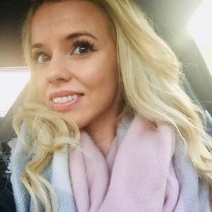 Meet your Posher, Stéphanie